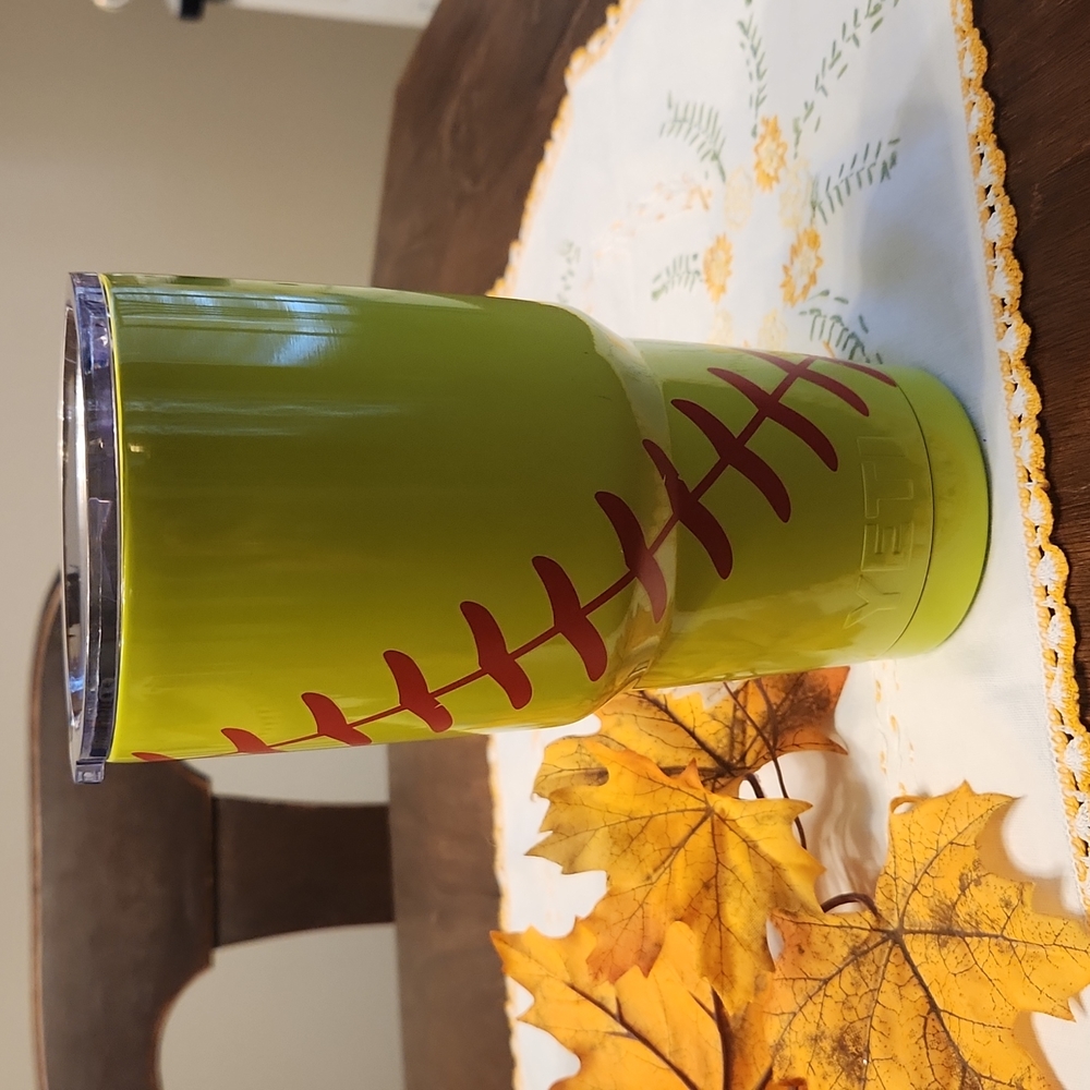 Yeti Softball tumbler